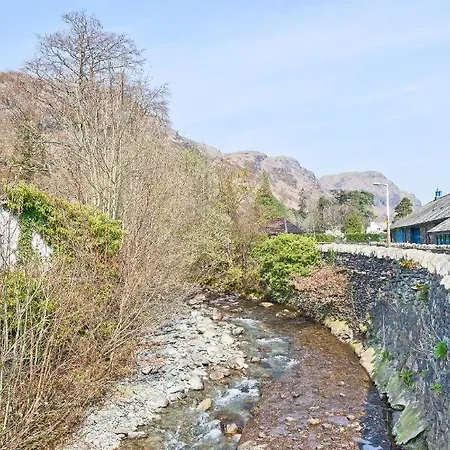 別荘 No 6 The Forge